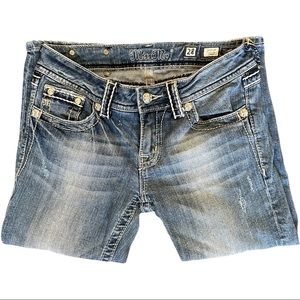 Miss Me size 28 Capri Pants